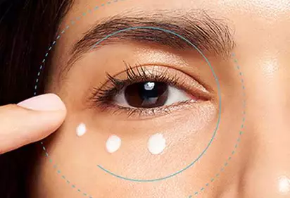 What Causes Fine Lines + Wrinkles Image